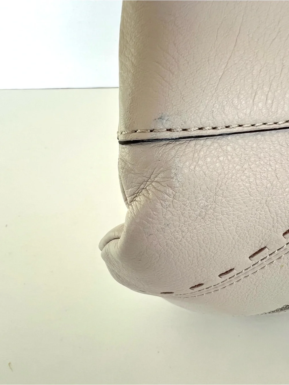 B. MAKOWSKY Cream Pebbled Leather Silver Hardware Evening Cocktail Bag Clutch
